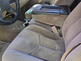 2004 Chevrolet Silverado 1500 LS - Interior Front Seat Image